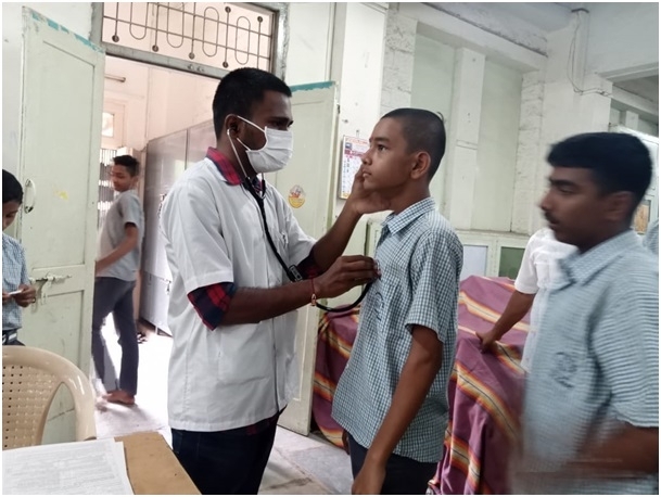 वैद्यकीय तपासणी _1